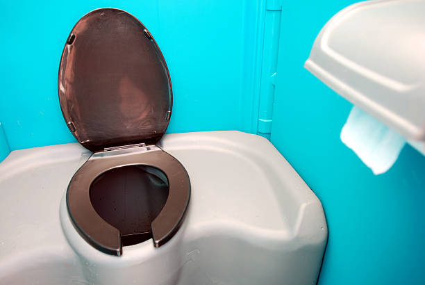 Best Best portable toilet rental  in Grottoes, VA